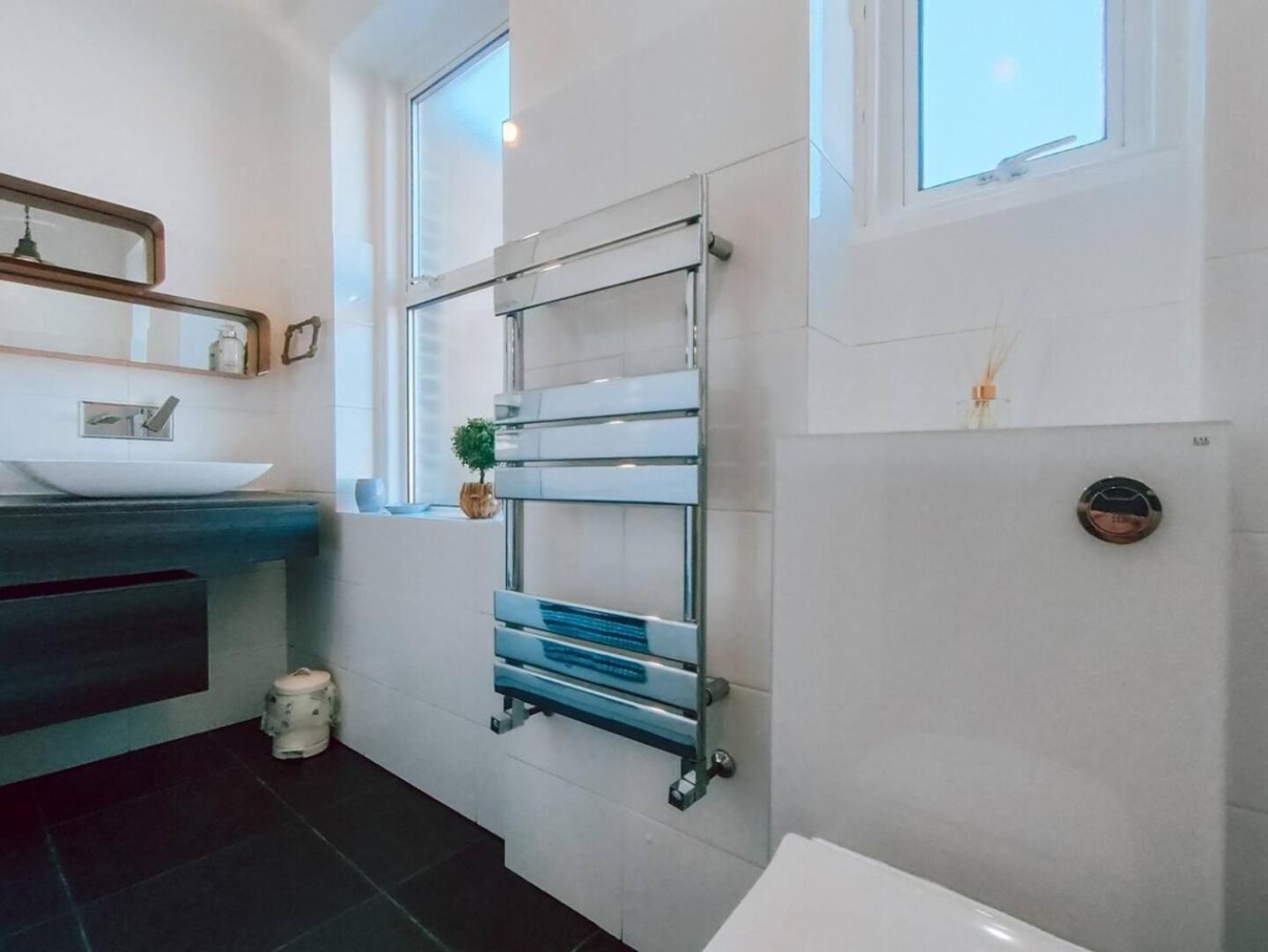 The Twickenham Apartment Near Strawberry Hill Buitenkant foto