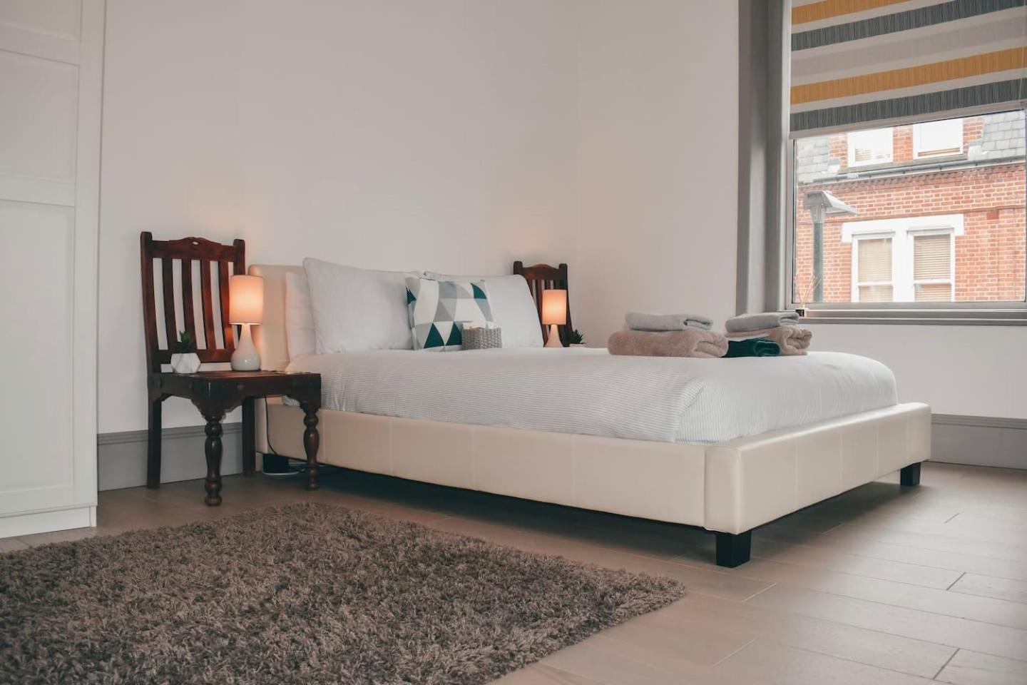 The Twickenham Apartment Near Strawberry Hill Buitenkant foto