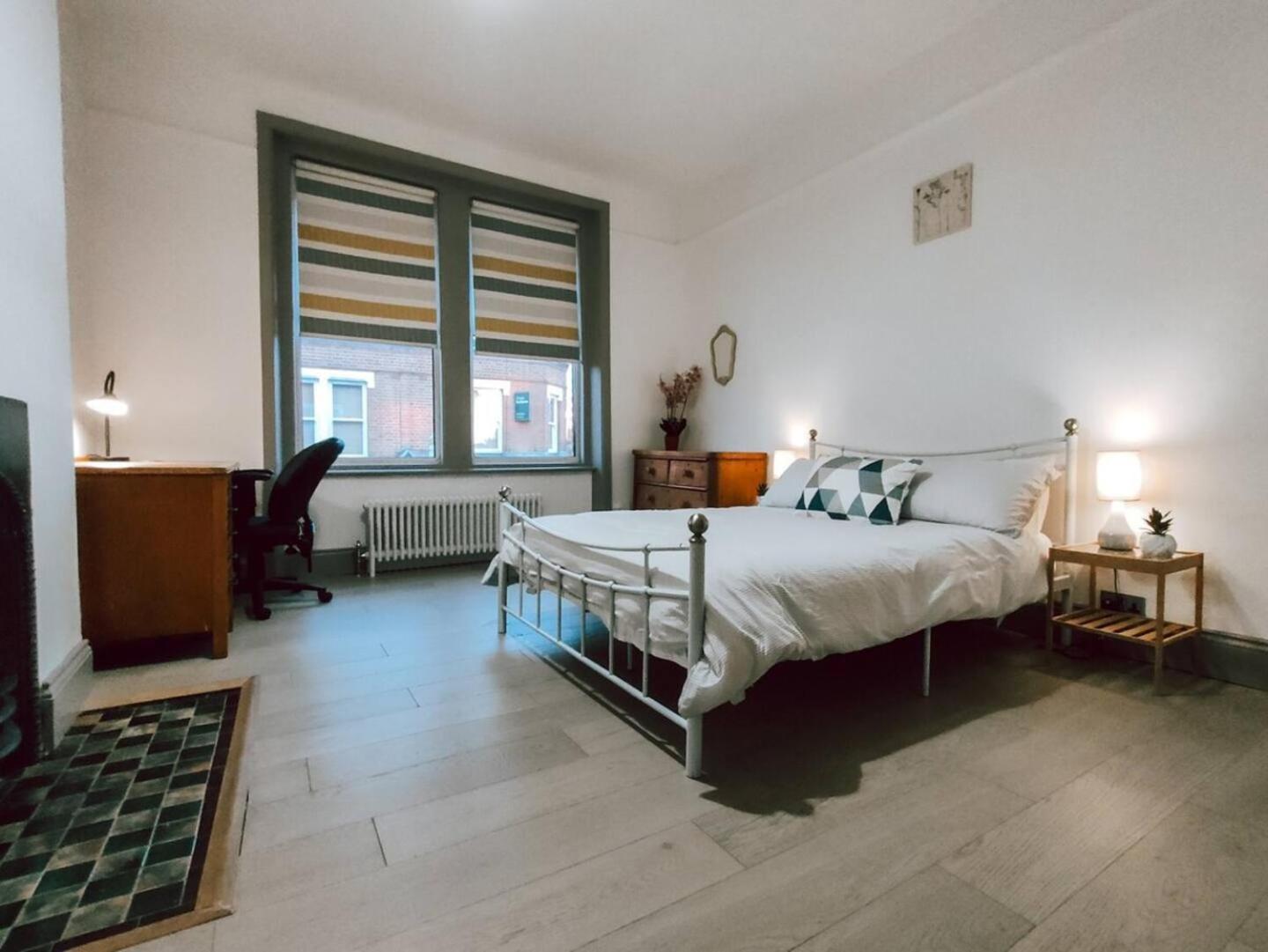 The Twickenham Apartment Near Strawberry Hill Buitenkant foto